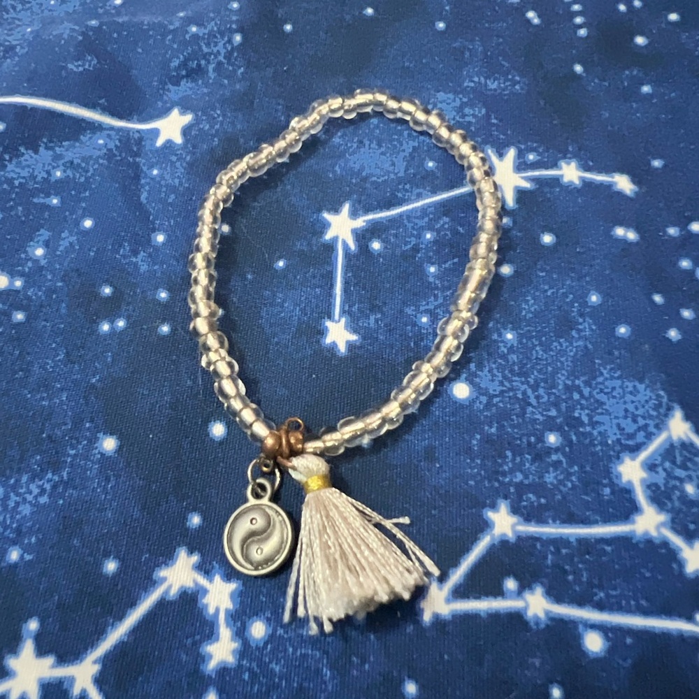 Handmade Cute Silver Yin Yang Beaded Bracelet
